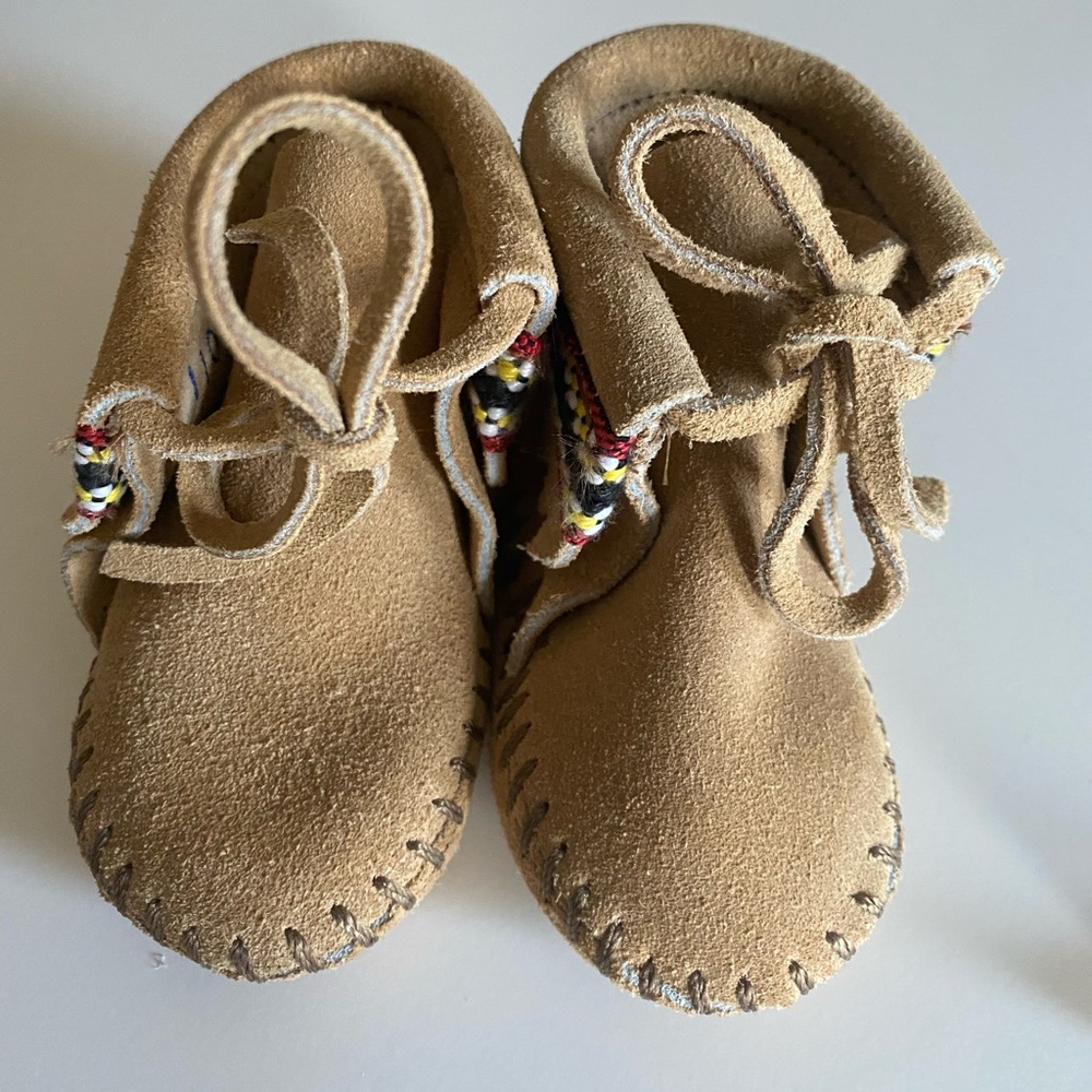 MINNETONKA | Baby Booties - Picture 2 of 4
